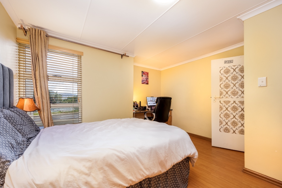 1 Bedroom Property for Sale in Rosendal Western Cape